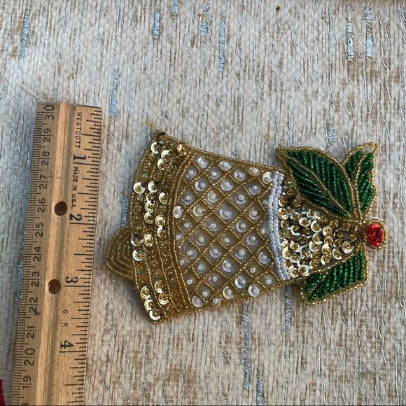 Vintage Christmas Bell Patch Embellishment Sequin Beaded Pin - Picture 4 of 5
